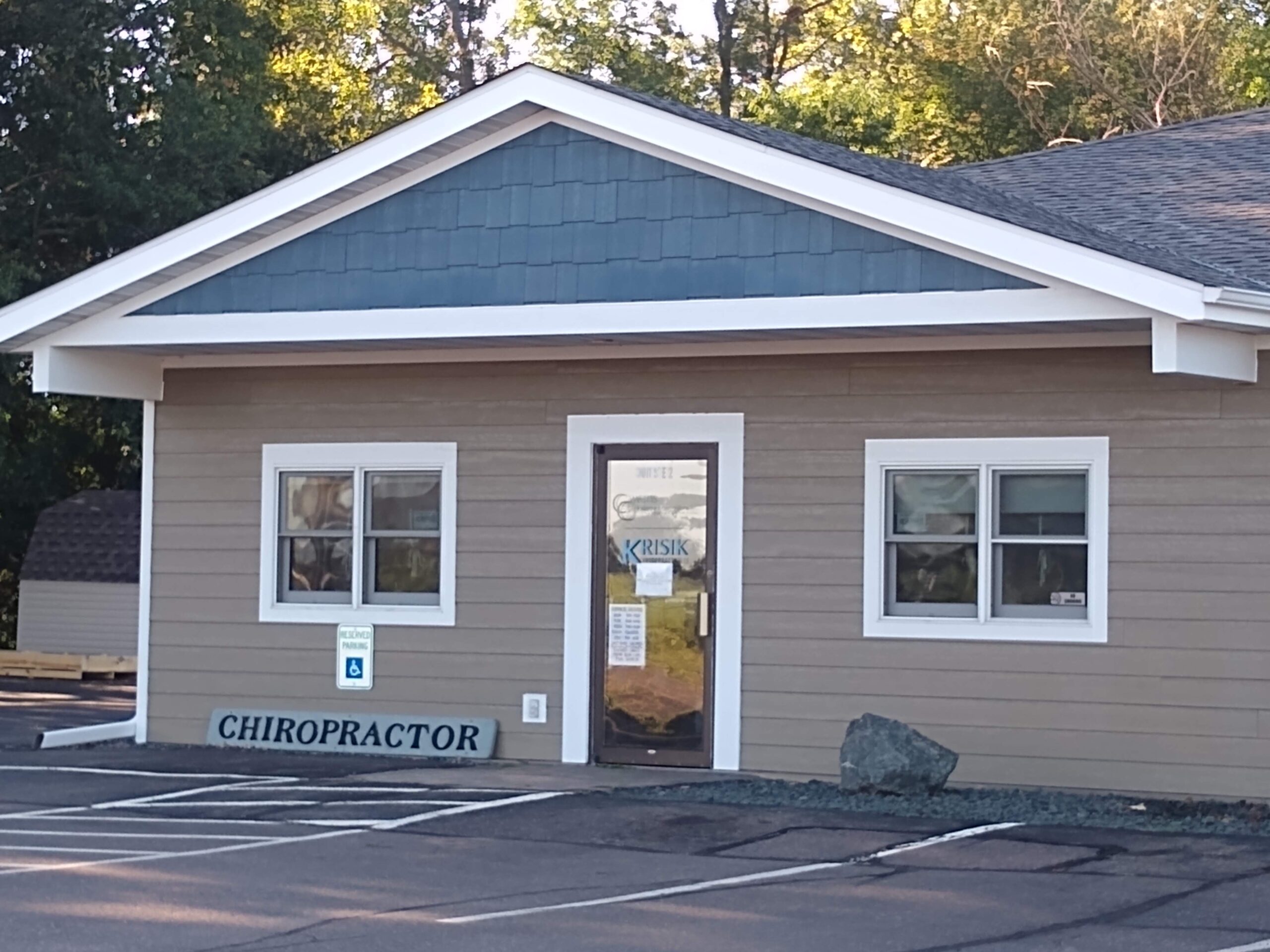 chiropractor office