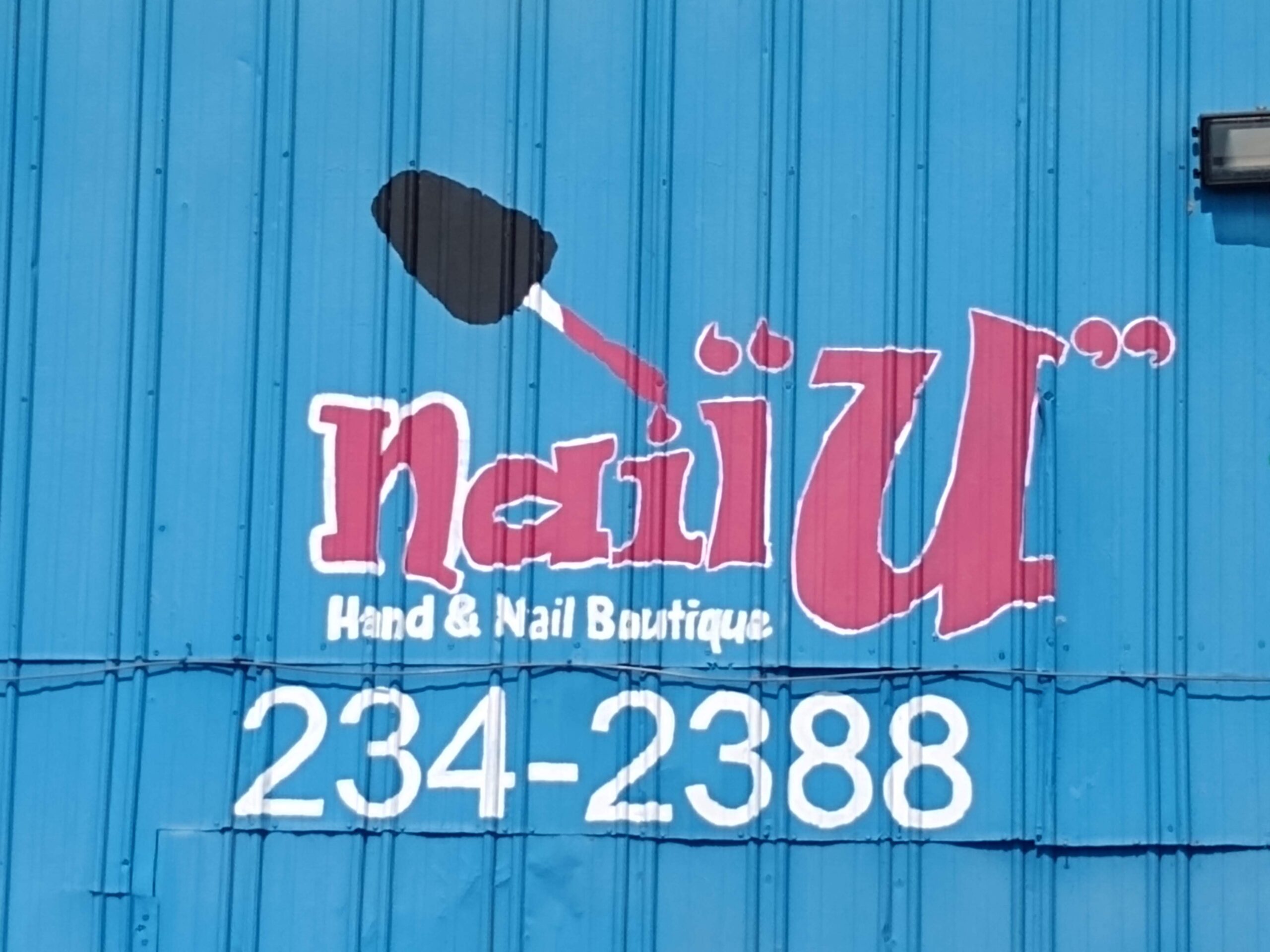 nail u exterior