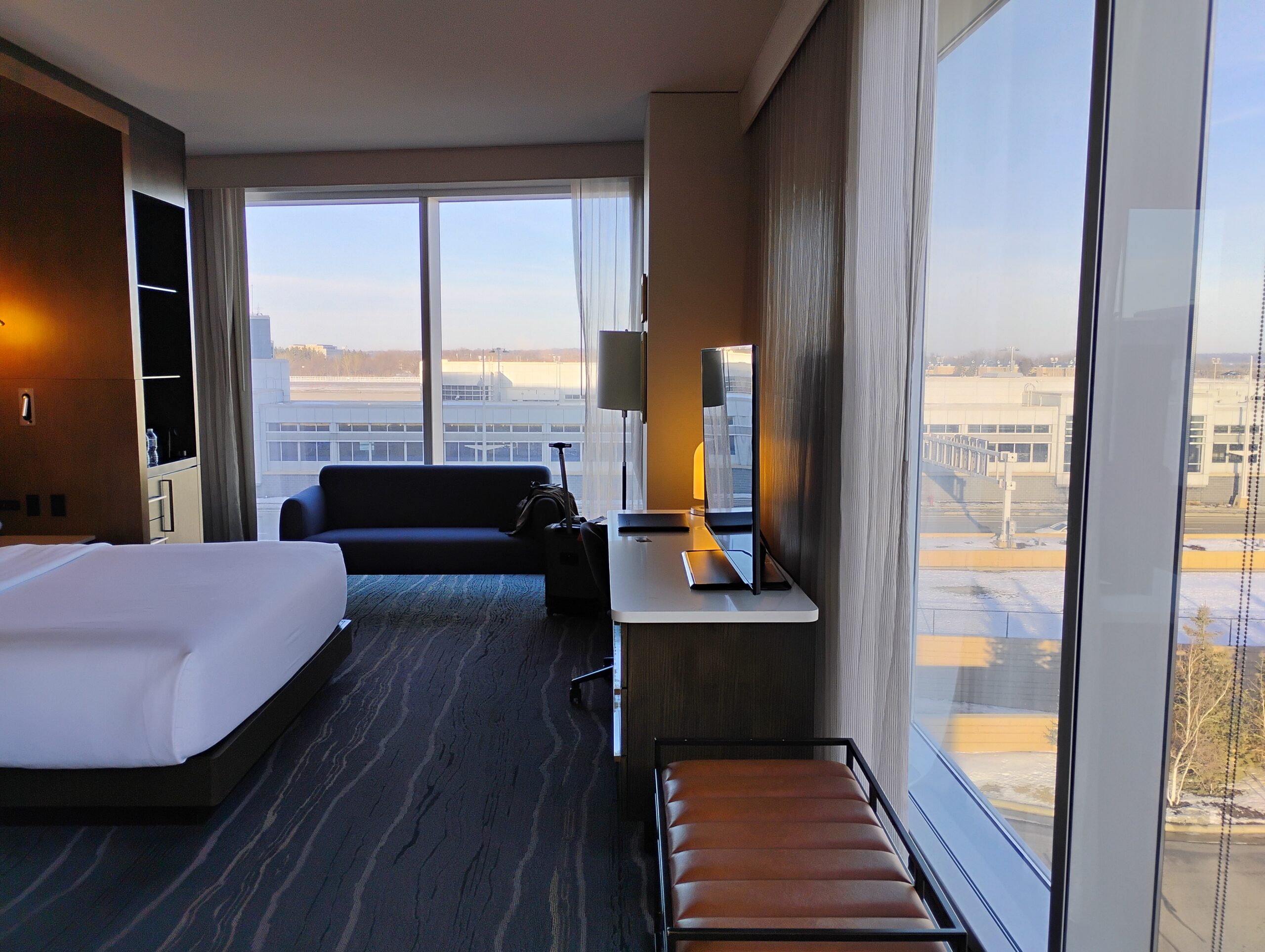corner room at the MSP Intercontinental
